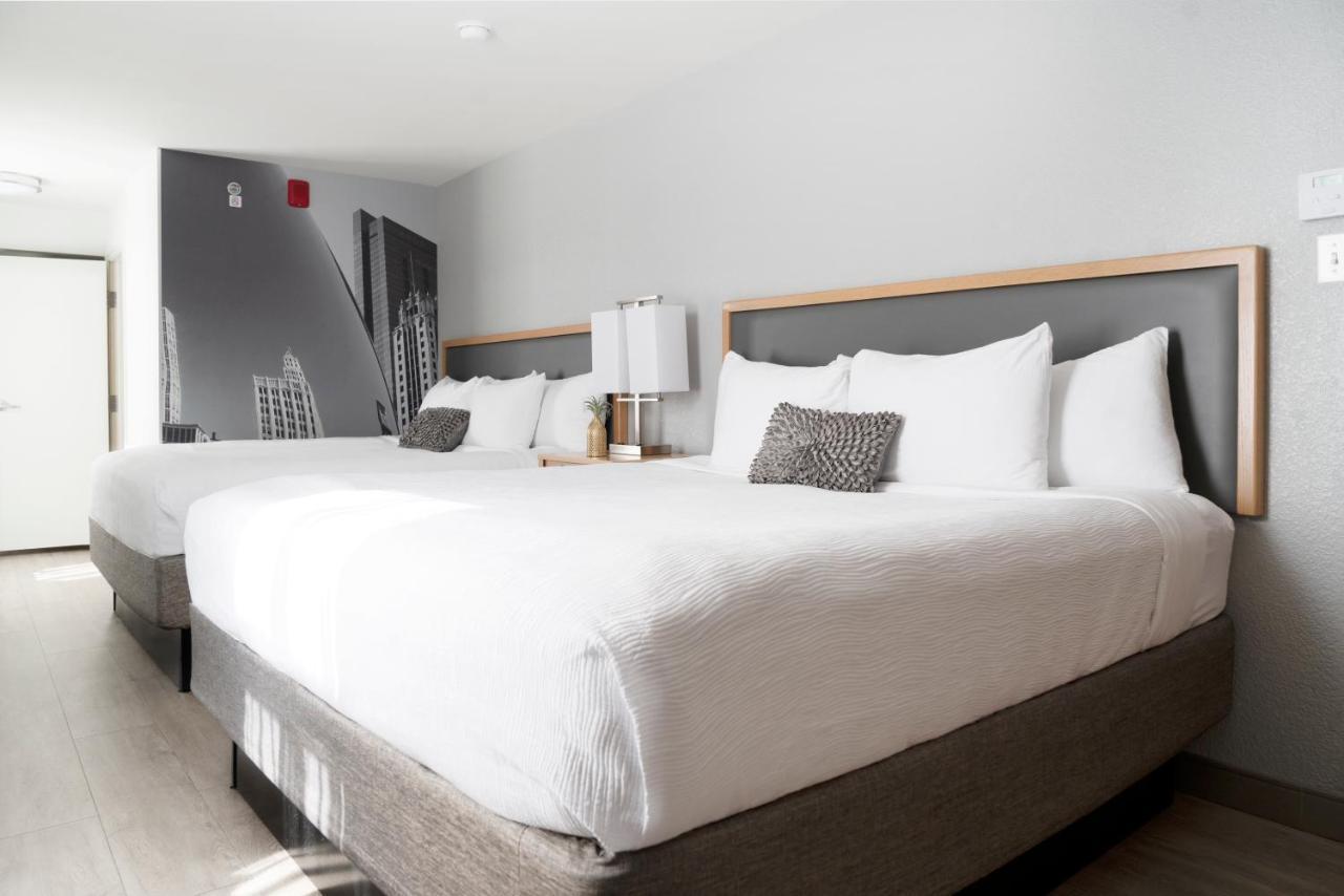 เดอะ เซนต์แคลร์ โฮเทล - แมกนิฟิเซนต์ ไมล์ Hotel ชิคาโก ภายนอก รูปภาพ